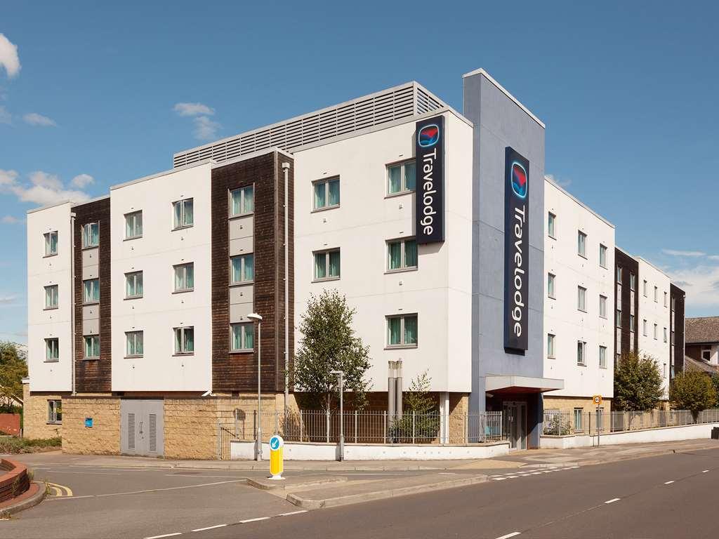 Travelodge Bracknell Central Exterior foto