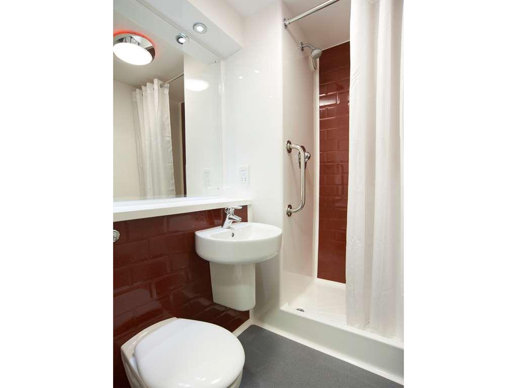 Travelodge Bracknell Central Zimmer foto