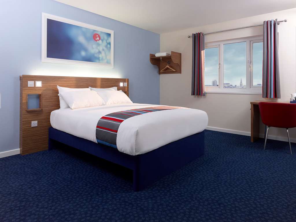 Travelodge Bracknell Central Zimmer foto
